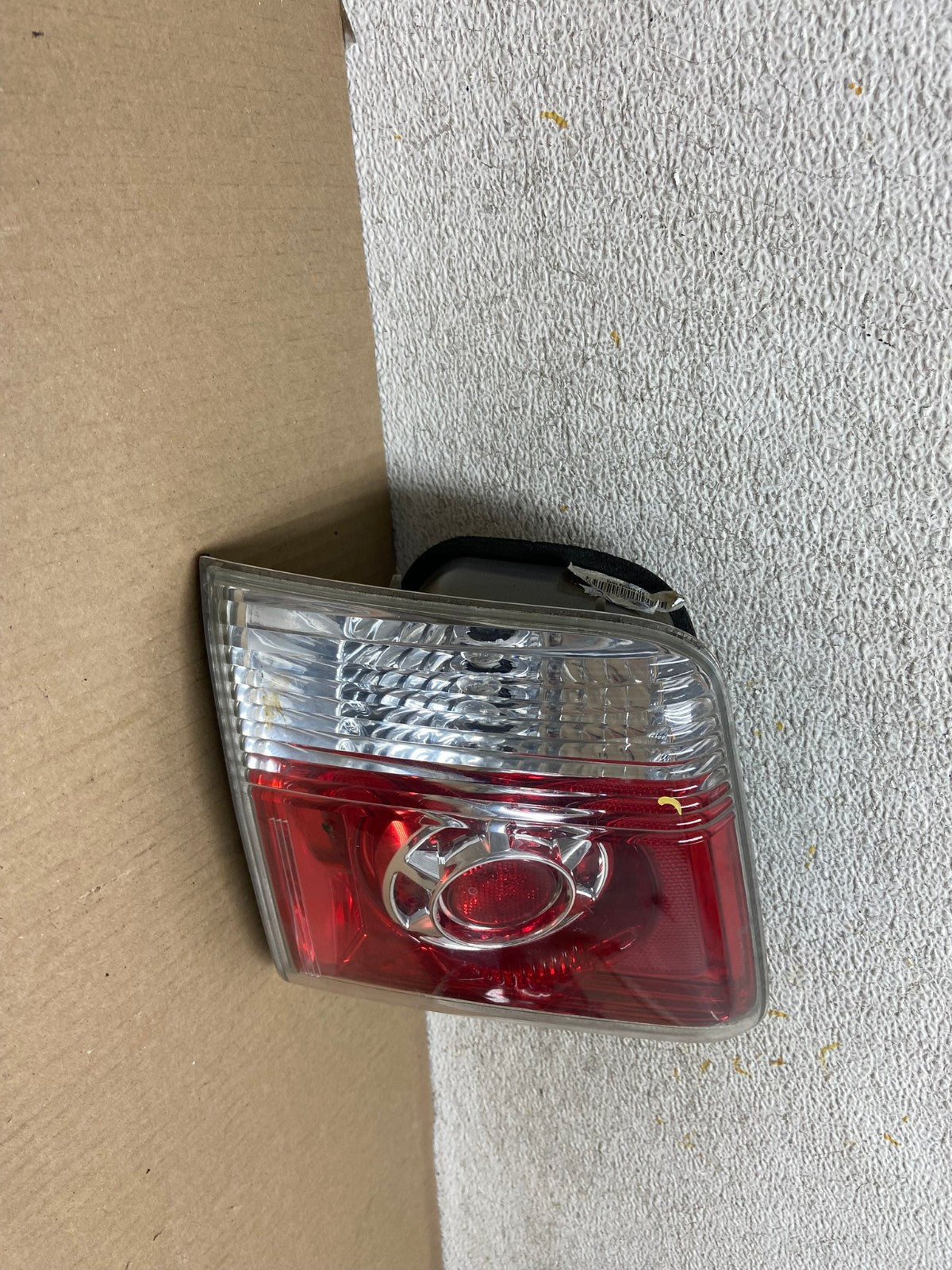 2007 to 2012 GMC Acadia Left Driver Lh Side Tail Light Inner AH4370 LK1
