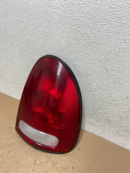 1998 to 2003 Dodge Durango Tail Light Right Passenger RH Side AG4465 LK1
