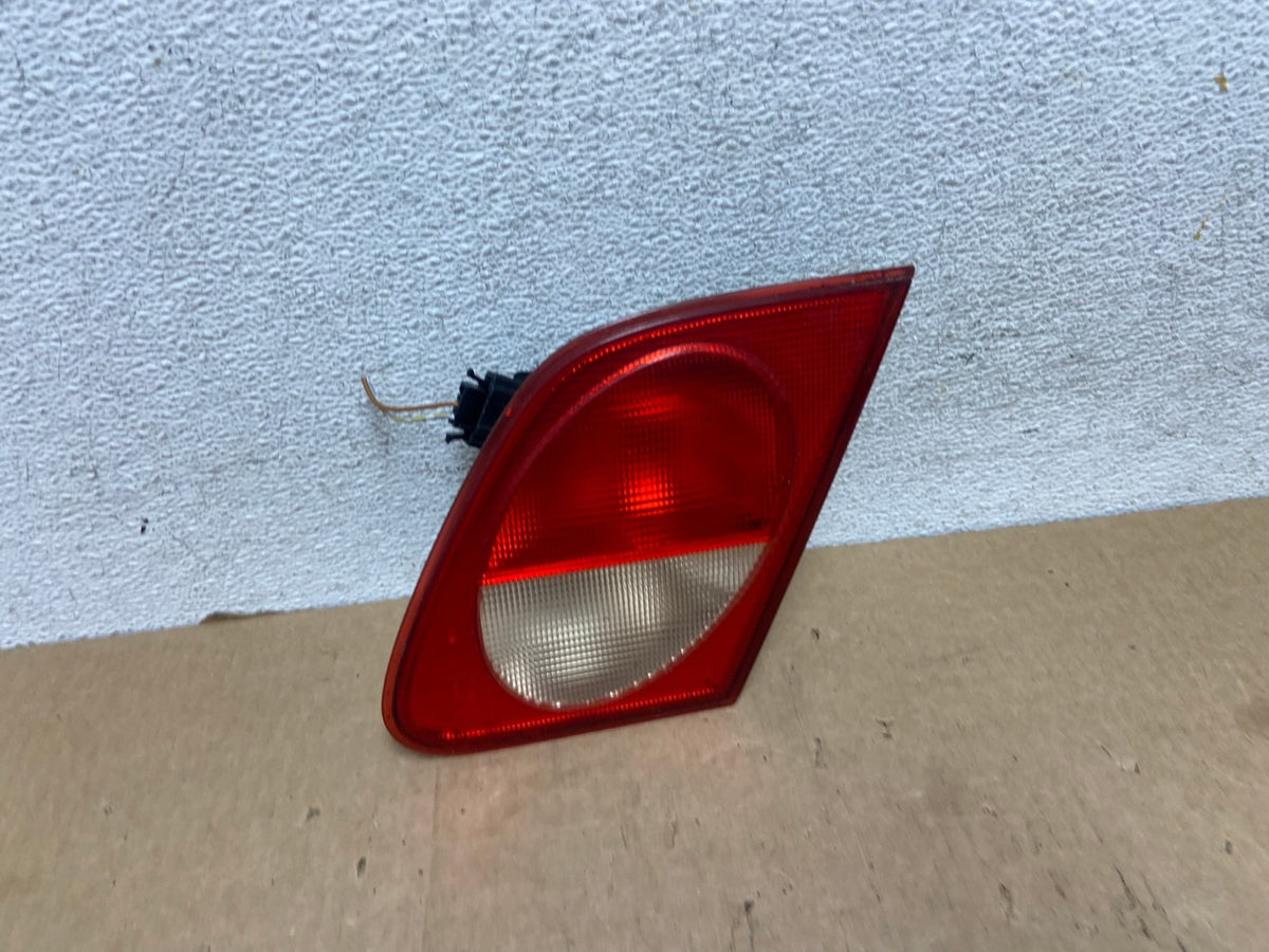 1996 - 1999 Mercedes-Benz E W210 E320 Right Passenger Inner Tail Light AF98330