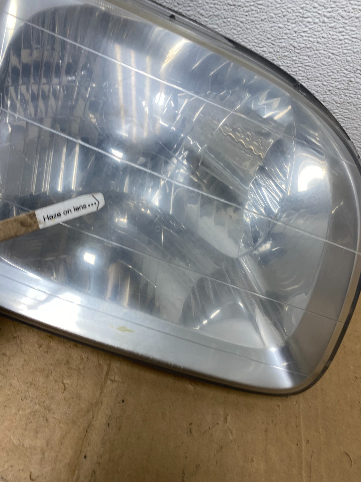 2000 - 2004 Toyota Tundra Left+Right Side Halogen Headlights AD1381 DW6