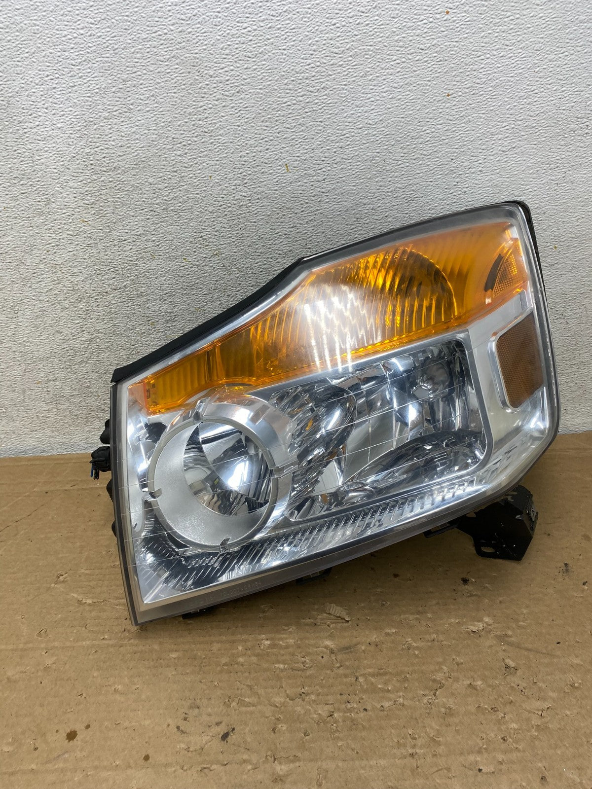 2008 - 2015 Nissan Armada Left Driver LH Headlight Halogen DEPO AH8945 DW0