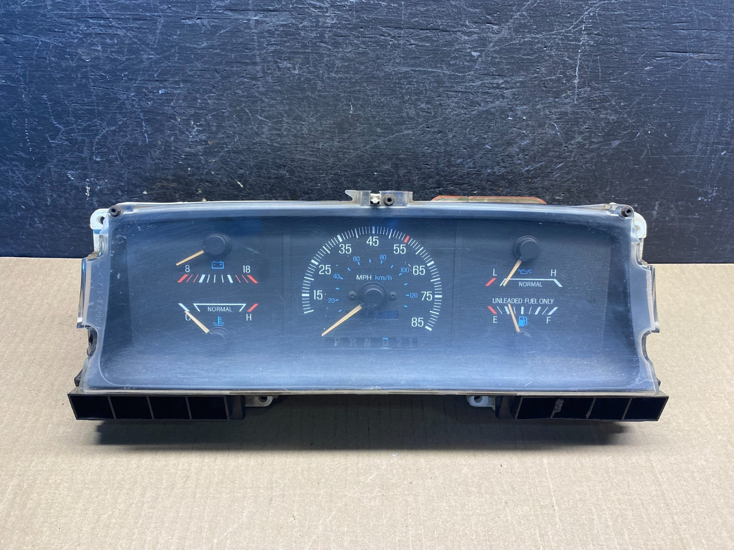 1987 to 1991 Ford F150 F-Series Bronco Speedometer Cluster Gauge AG3916 DW0