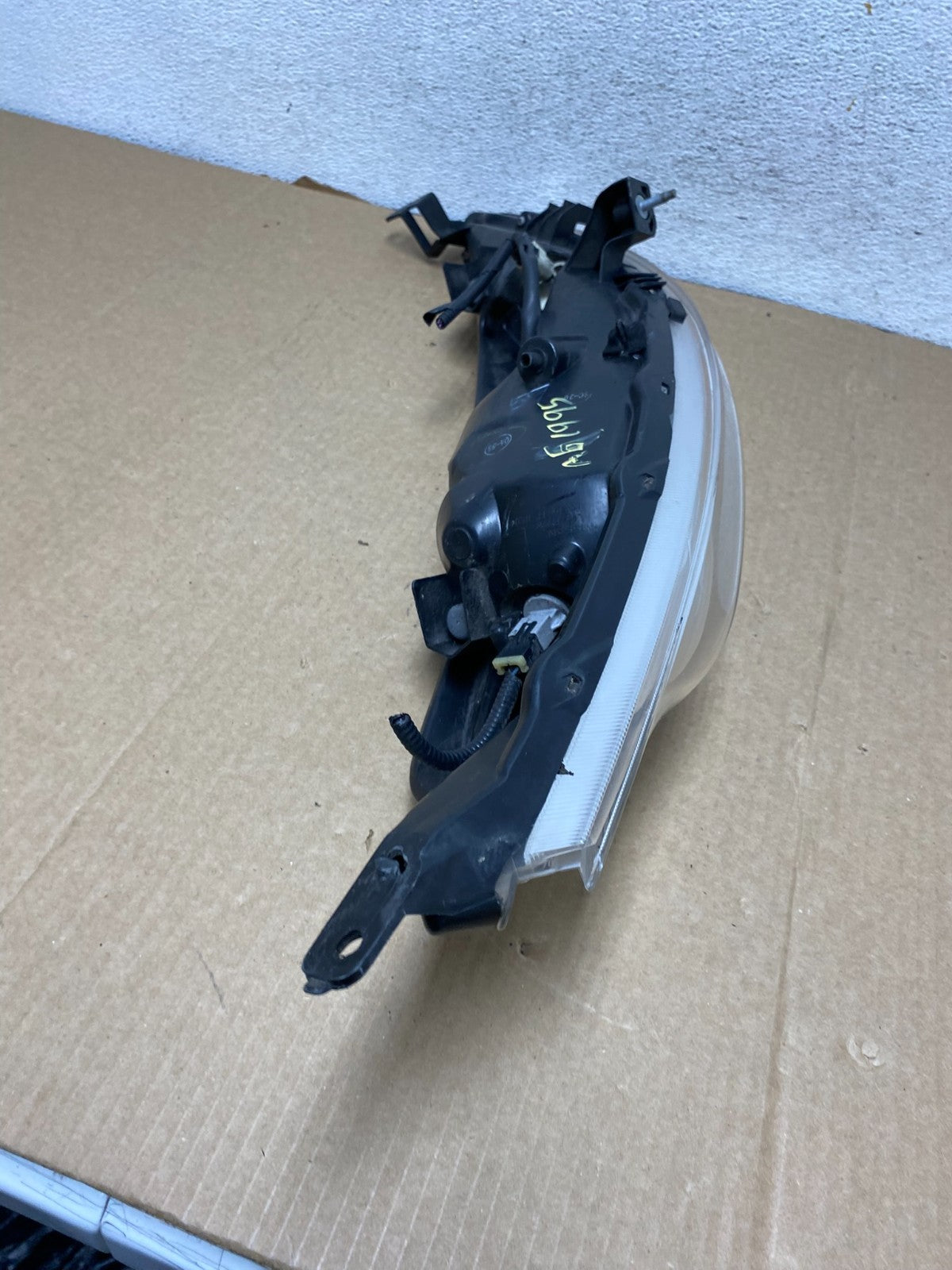 2011-2014 Nissan Juke Turn Signal Headlight Left Driver LH Halogen AG1995 DW7