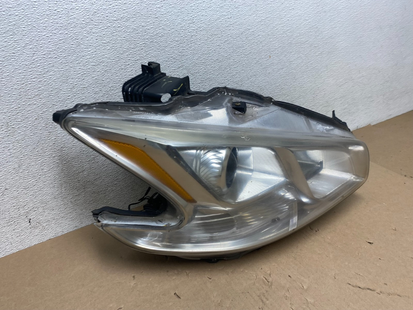 Halogen 2009-2014 Nissan Maxima Right Passenger Headlight TYC AG5770 DW2