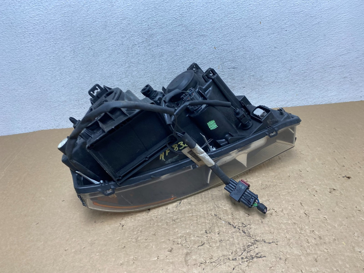 2003-2013 Volvo XC90 Left Driver LH Side Halogen Headlight AF8334 DW7