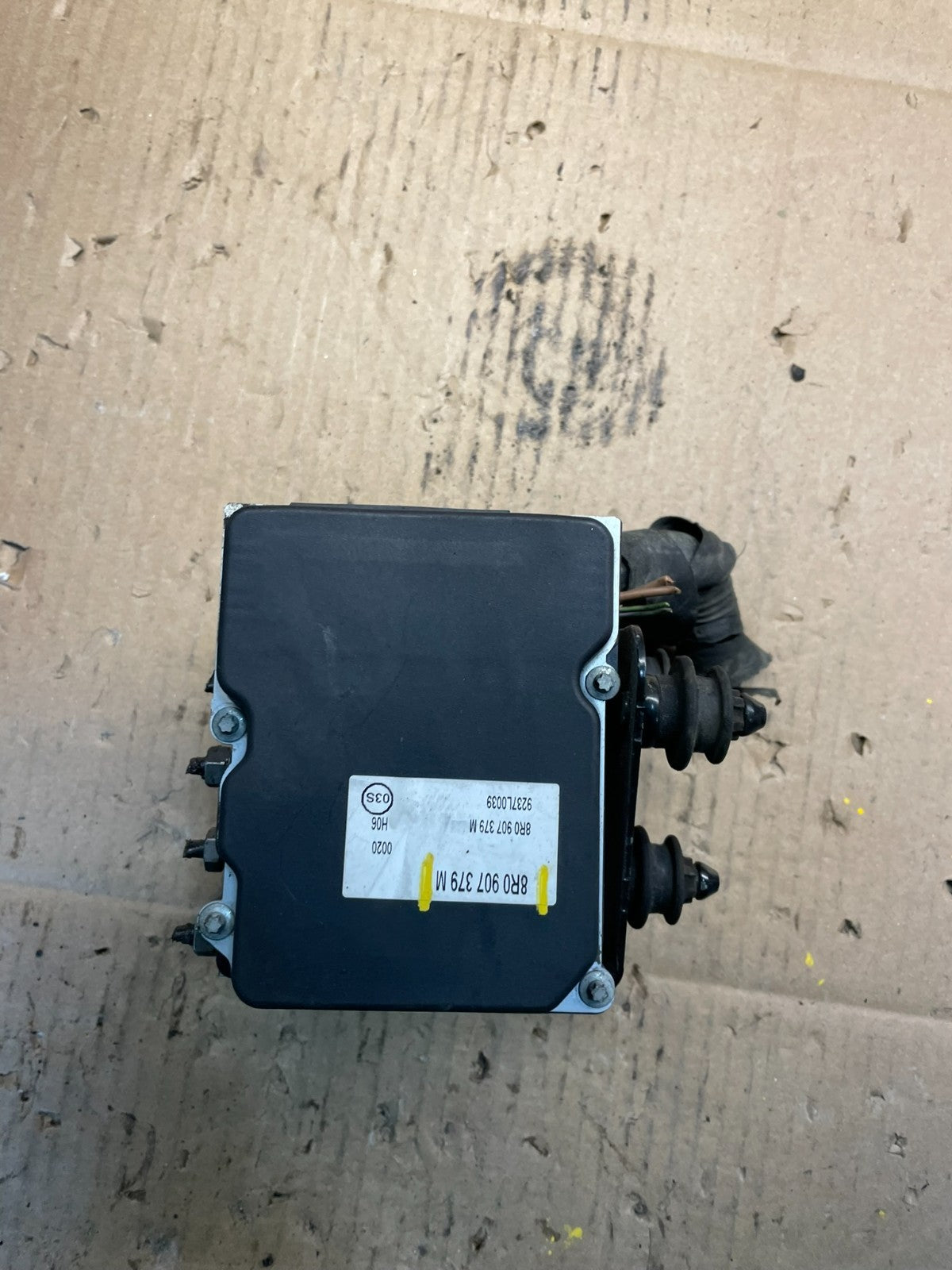 2009 to 2012 Audi Q5 ABS Anti-Lock Brake Pump 8R0614517 OEM u2191 DG4