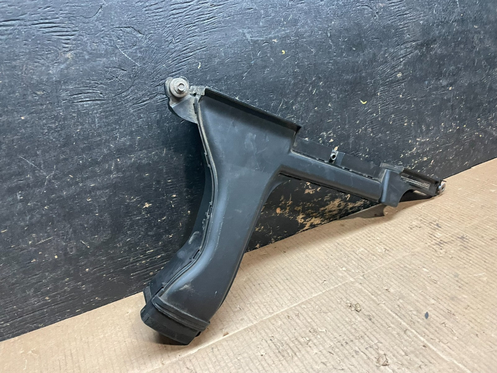2009 to 2014 Nissan Maxima Upper Air Intake Duct  OEM y2009  DG1