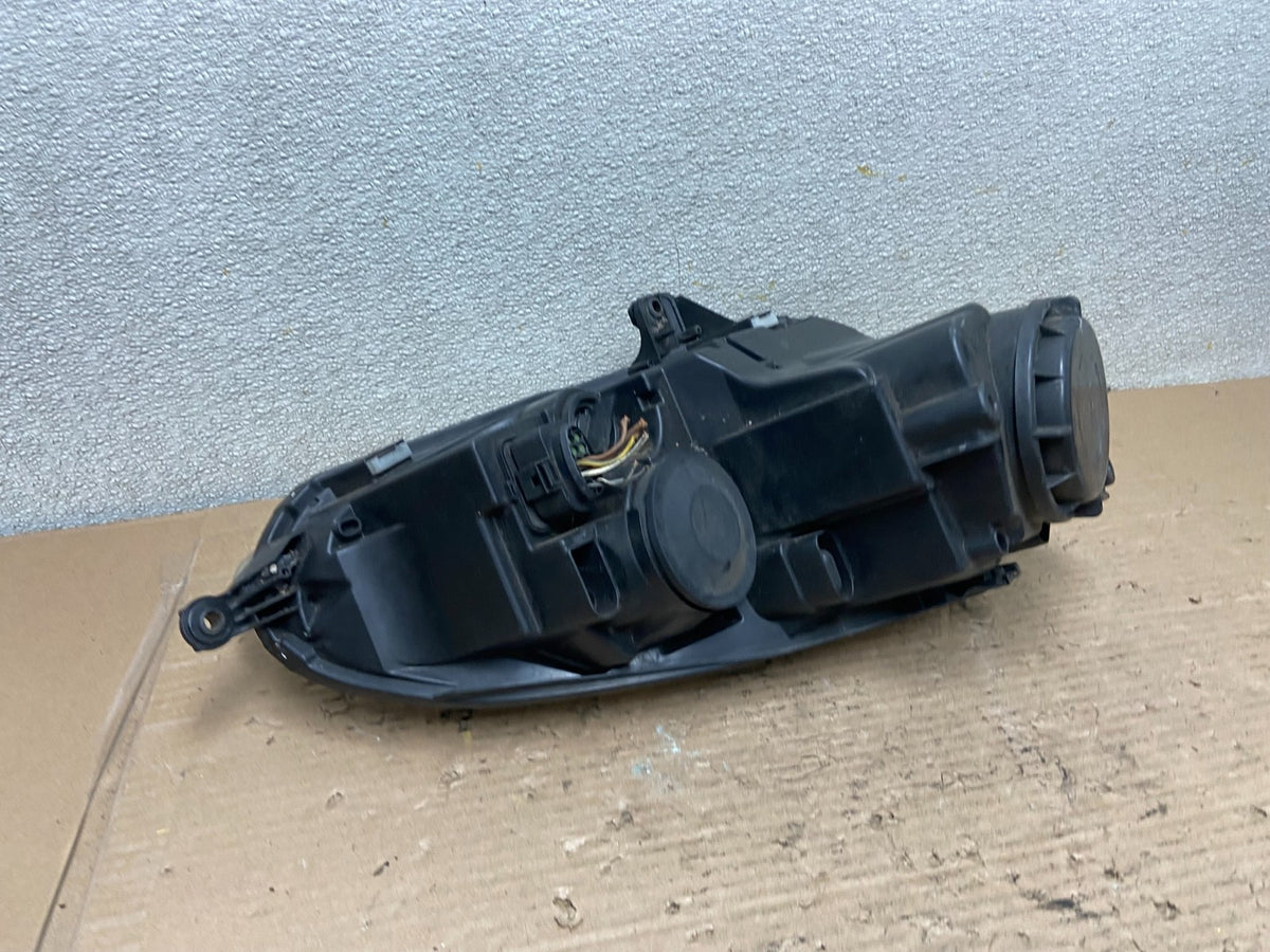 2005 to 2010 Volkswagen Jetta Left Driver LH Side Headlight Halogen AA9546 DW4