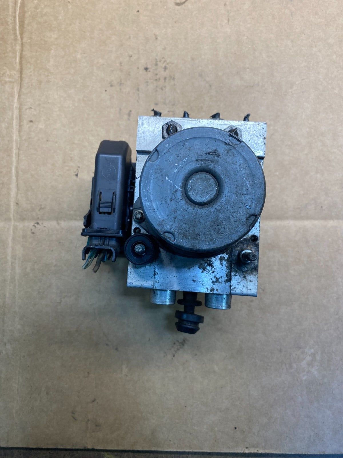 2004 2005 Dodge Durango ABS Anti Lock Brake Pump OEM AB3529 DG5