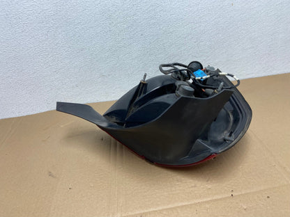 1998 - 2002 Mercury Grand Marquis Right Passenger  Side Tail Light Oem AC3751 LK4