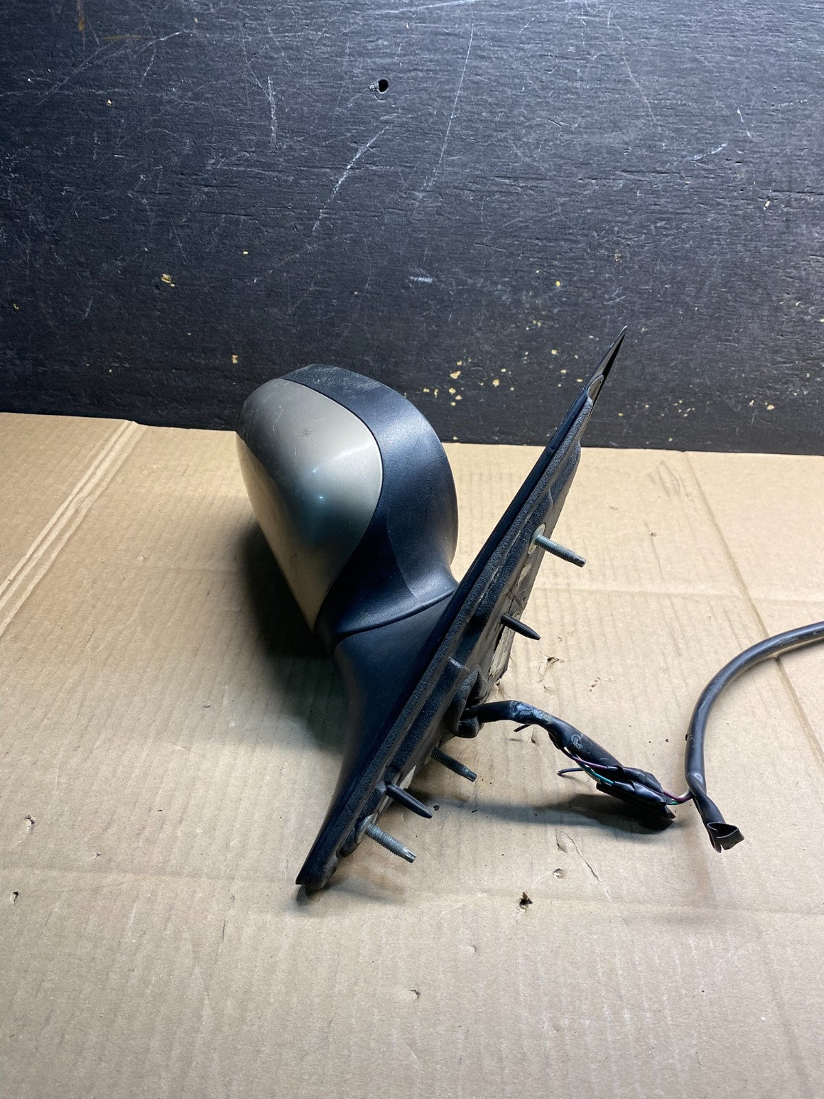2003 - 2011 Ford Crown Victoria Right Passenger View Door Mirror OEM AB0501 MS2