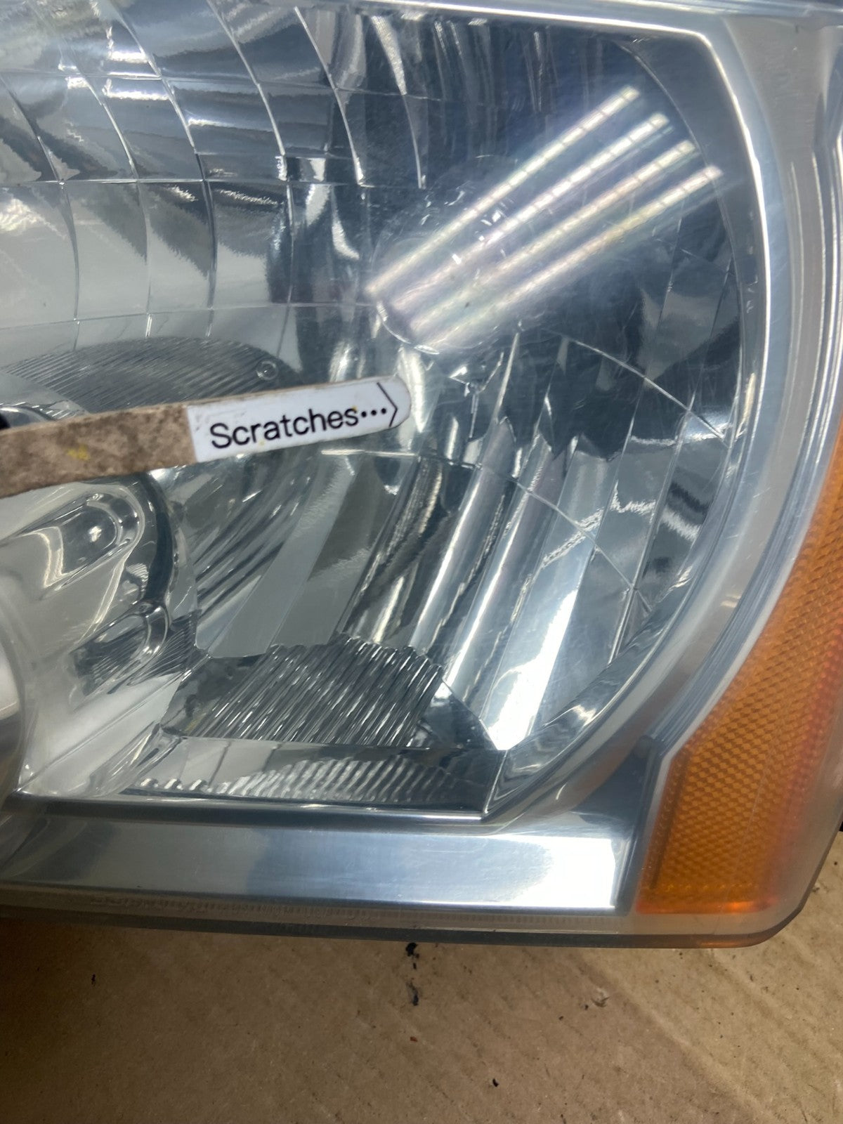 2005 - 2015 Nissan Xterra Driver Left LH Side Headlight AB5170 DW3