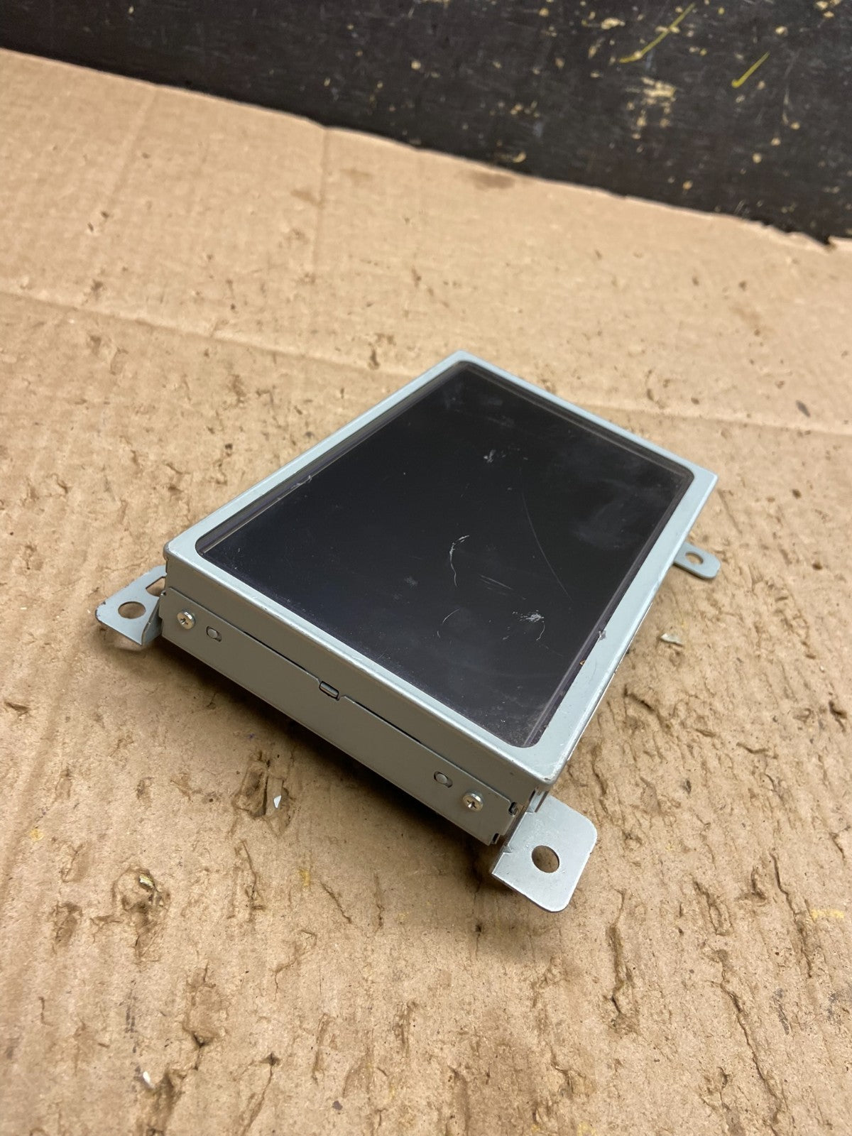 2010 - 2011 Chevrolet Equinox Radio Display Screen Information Dash Oem y7939 DG2