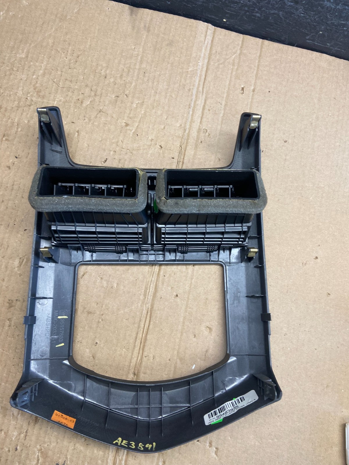 2012-2016 Chevrolet Sonic Center Dash Radio Air Vent Trim Bezel AE3891 DG4