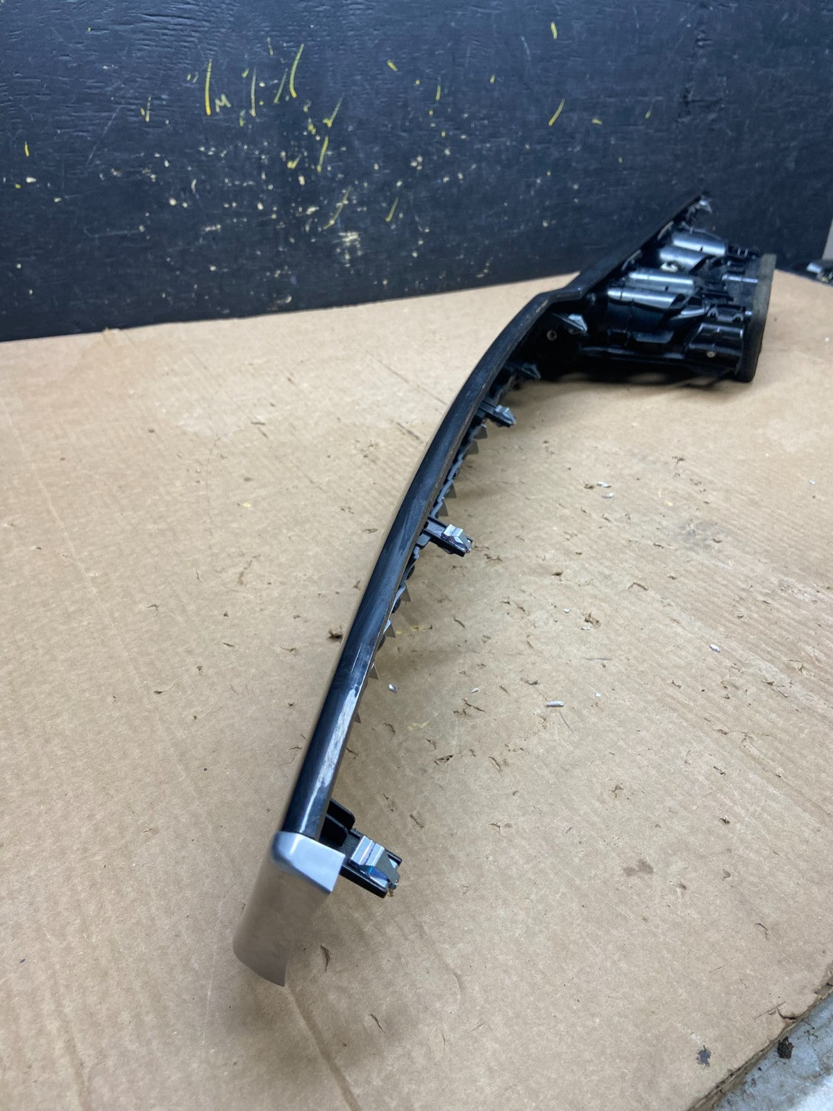 2011 - 2016 BMW 5 F10 Front Center Dash Air Vent Panel Trim OEM Z4216 DG3