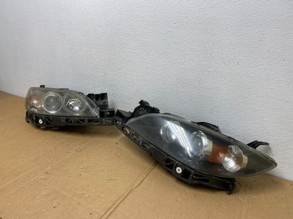 2004 to 2009 Mazda 3 Sedan Left+Right Side Headlights AD0871 DW1