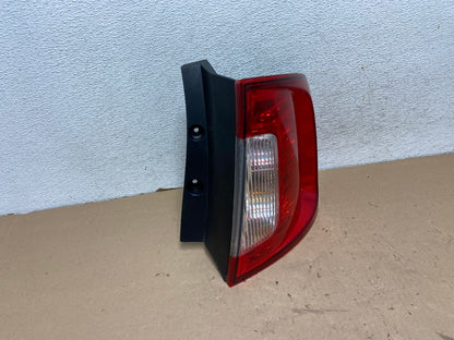 2011 2012 2013 2014 Ford Edge Right Passenger RH Side Tail light AG4151 LK2