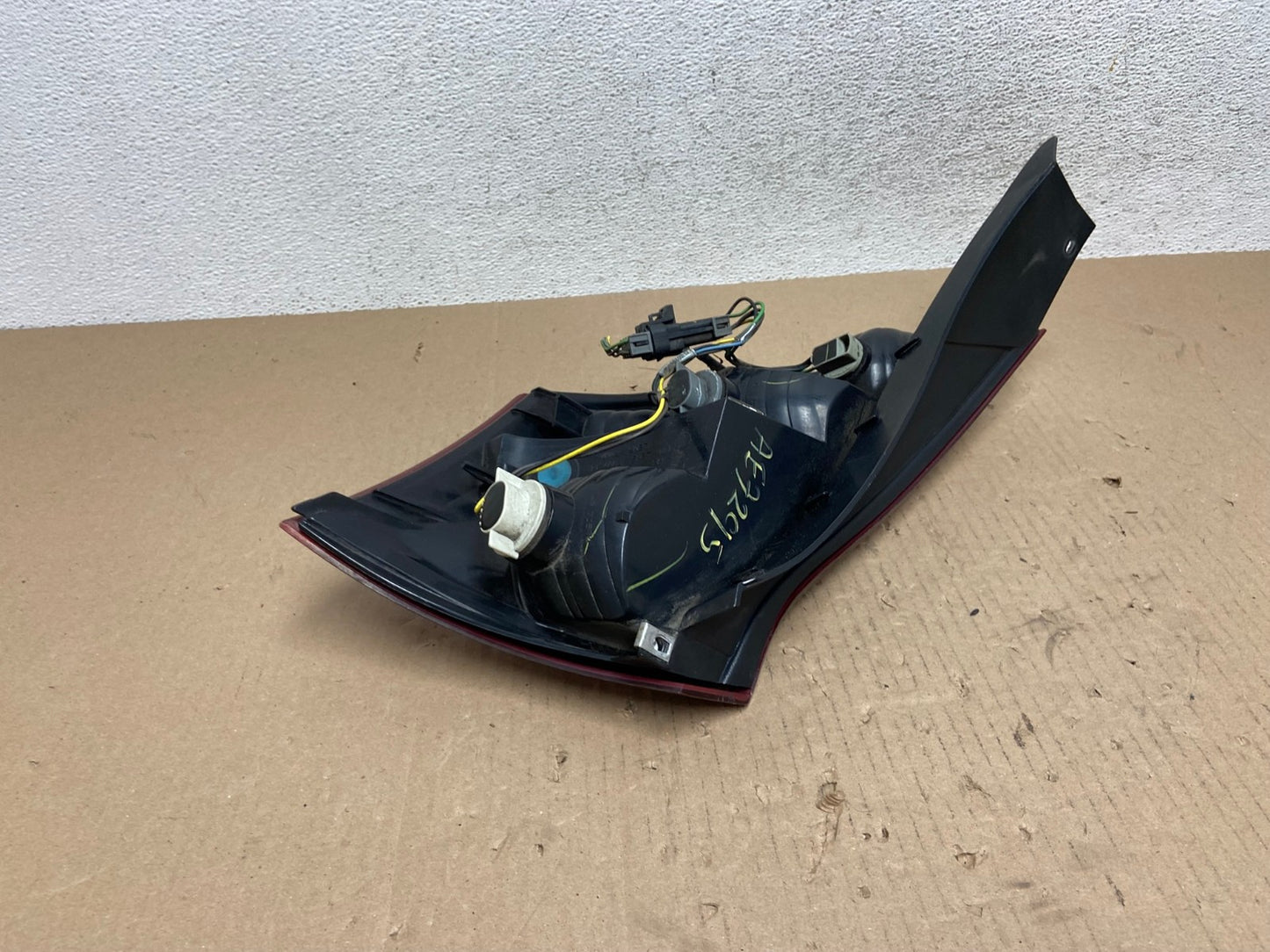 2003-2007 Saturn Ion Left Driver LH Side Tail Light Tail Light AE7295 LK4