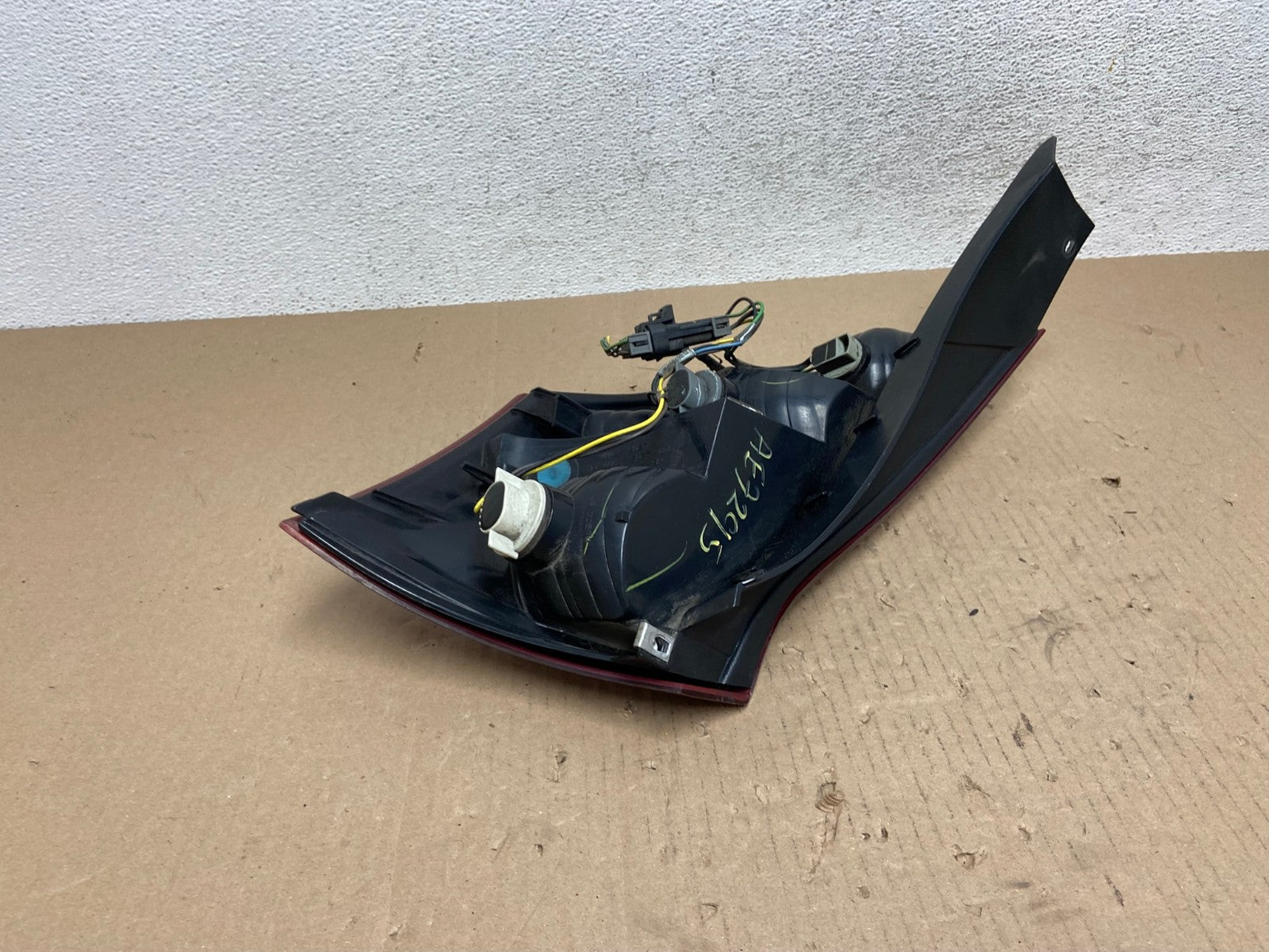 2003-2007 Saturn Ion Left Driver LH Side Tail Light Tail Light AE7295 LK4