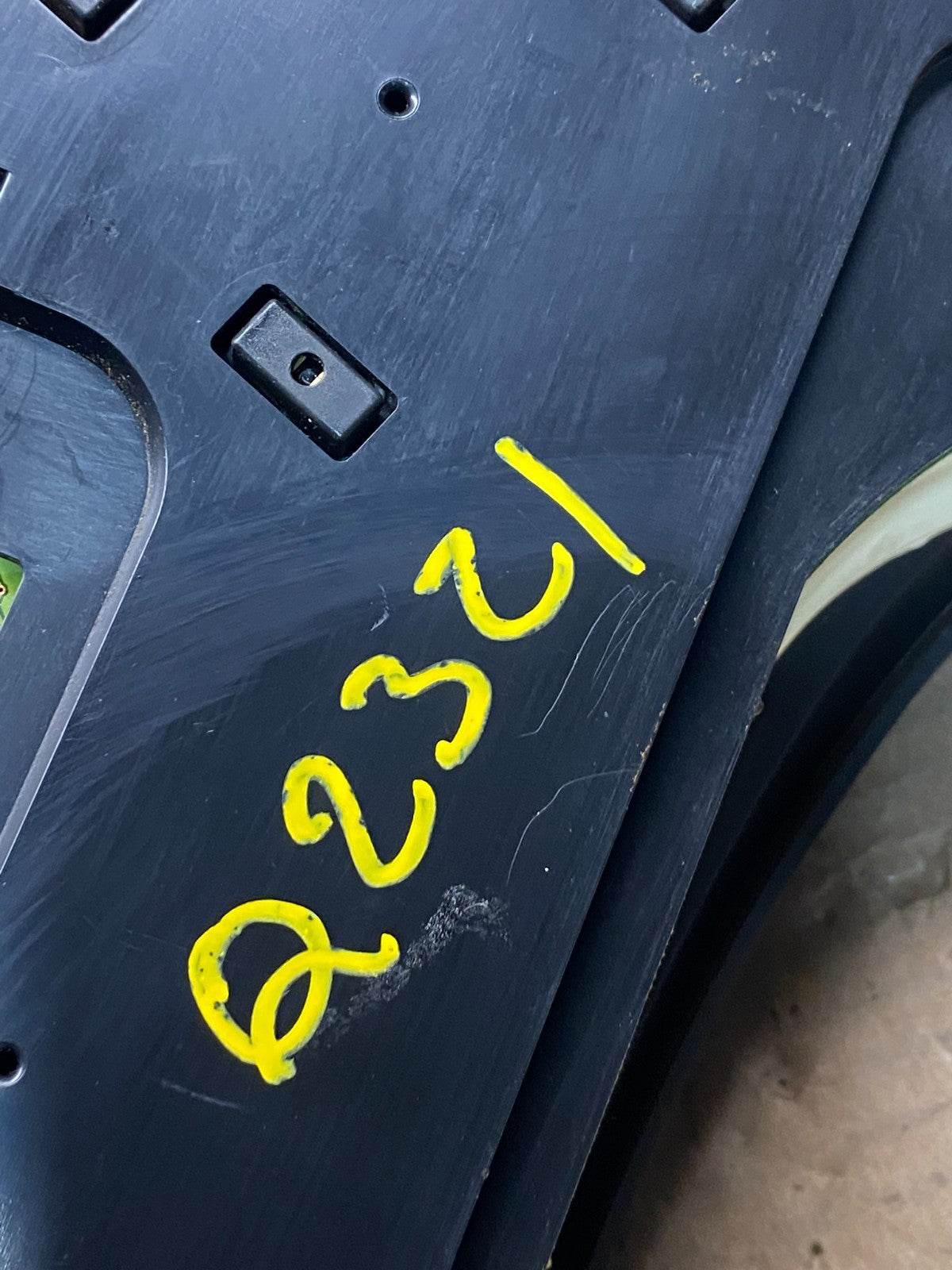 2001 to 2002 Chevrolet Express Speedometer Cluster Gauge Q2321 DG8