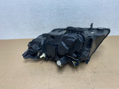 2009-2011 BMW 3 Series 328i 4/D Sedan Headlight Halogen Right Passenger AE67356
