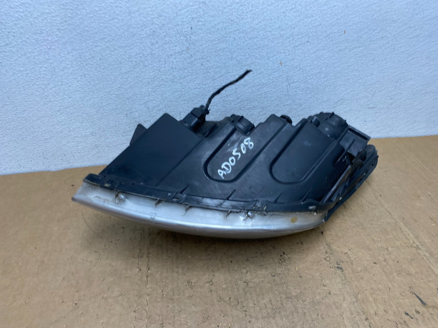 2010 to 2012 Hyundai Elantra Touring Right RH Headlight Halogen AD0508 DG6