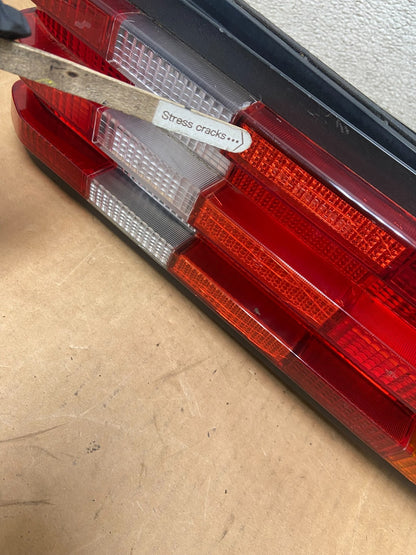 1984 - 1993 Mercedes-Benz W201 190E Right Passenger RH Side Tail Light r3437 DG3