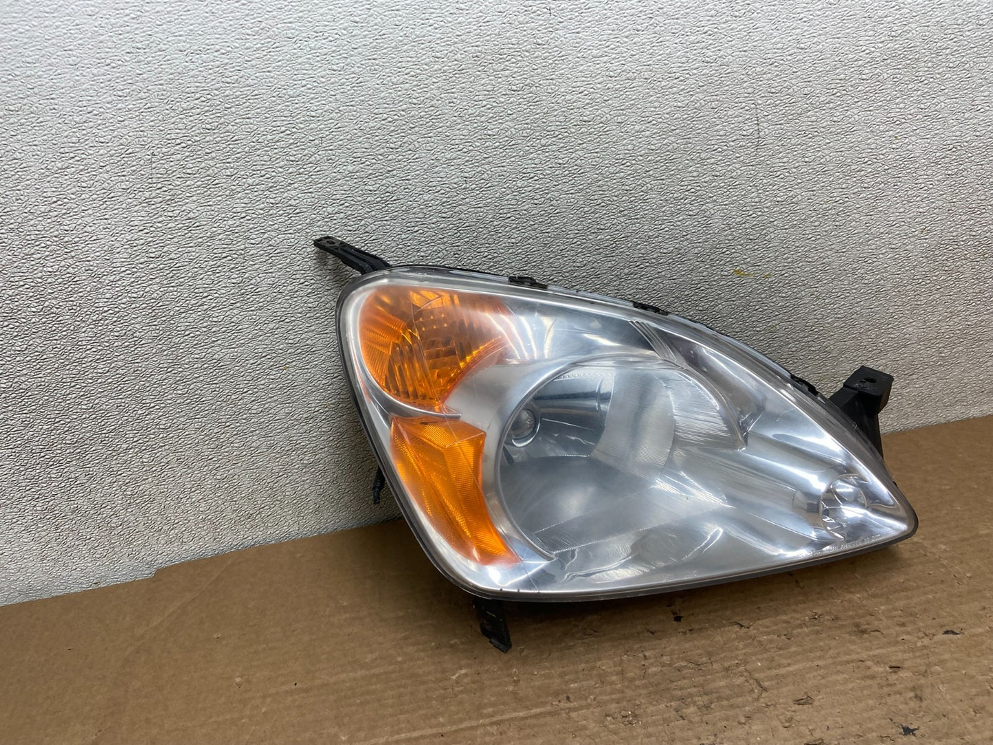 2002 to 2004 Honda CRV CR-V OEM Right Passenger RH Halogen Headlight Z3166 DW2