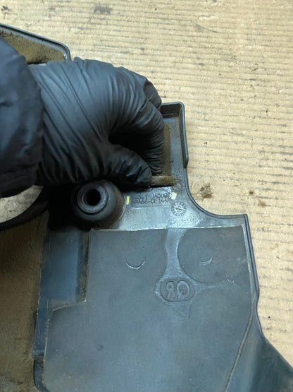 2007 to 2013 Nissan Altima EngineMotor Cover OEM V9646 DG8