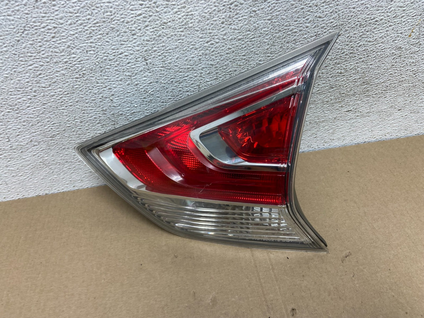 2014-2016 Nissan Rogue Right Passenger Side Tail Light Inner AE9467 LK0