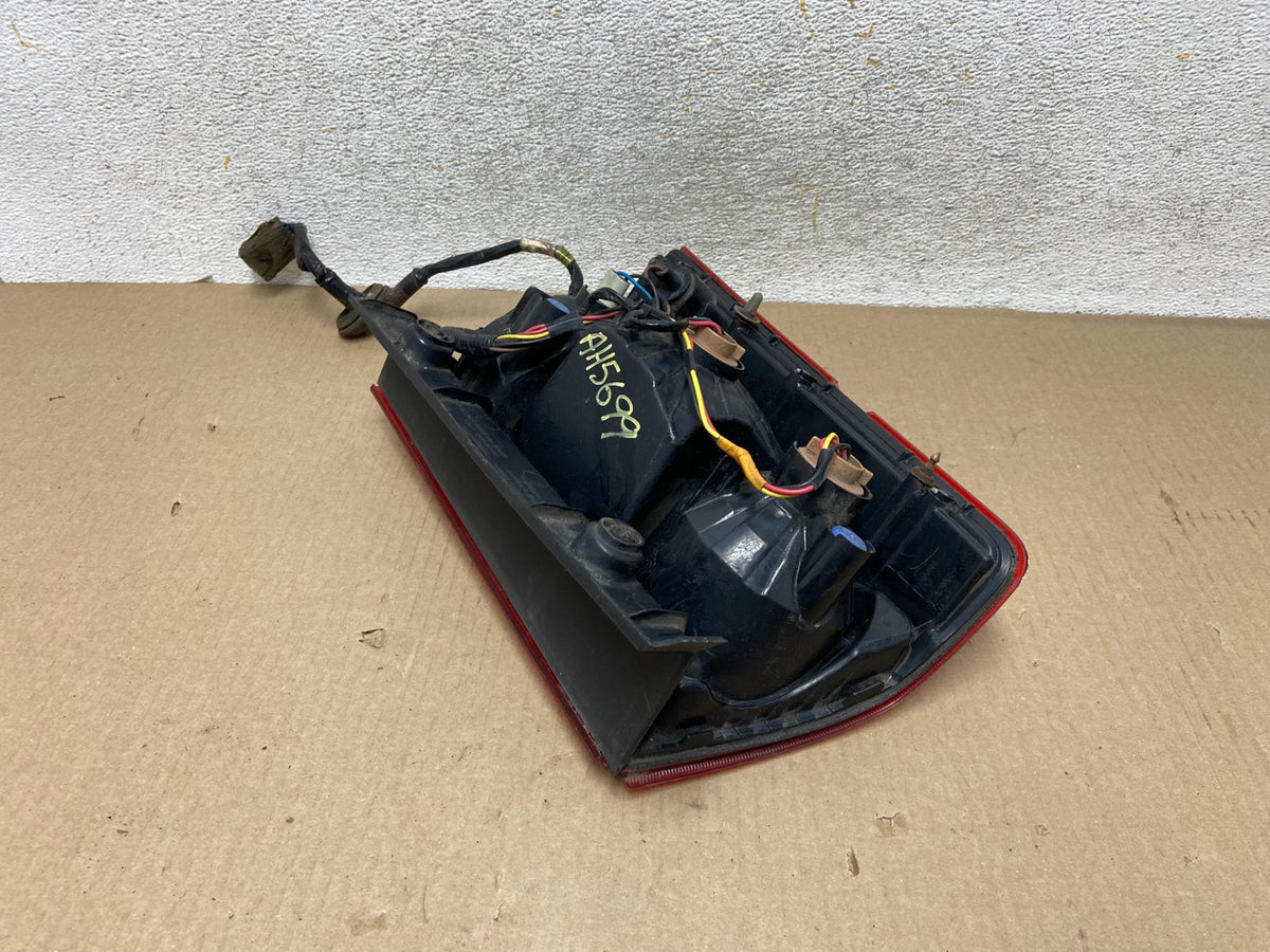 2009 to 2015 Honda Pilot Right Passenger Rh Side Tail light AH5699 LK6