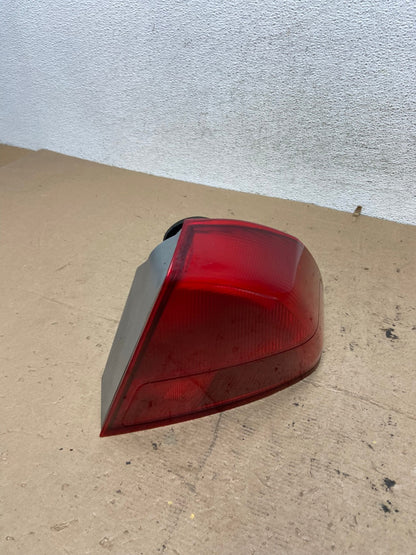 2001 2002 Honda Civic Sedan Right Passenger Rh Side Tail Light AF5723 LK2