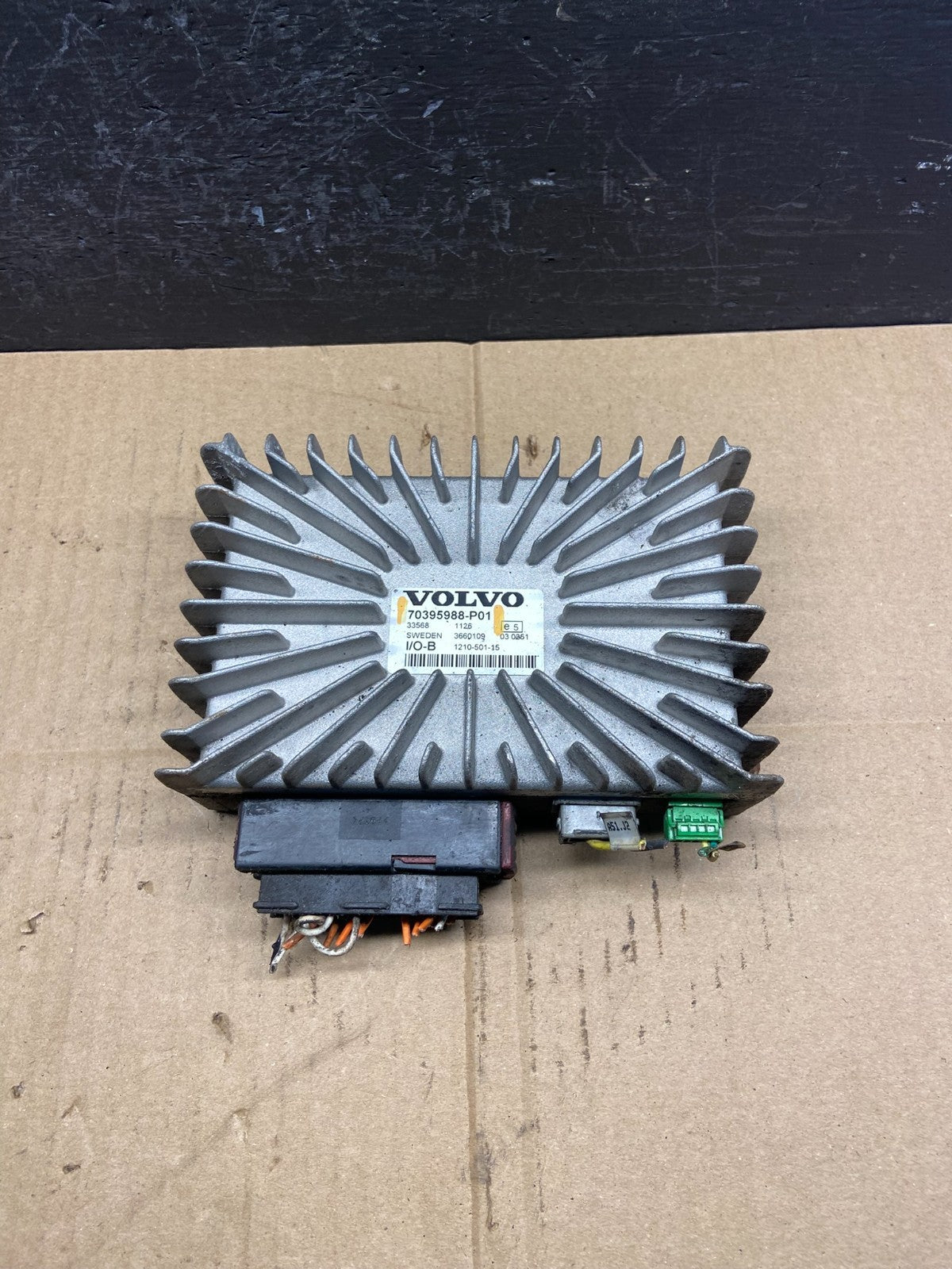 Door Control Unit (ECU) for Buses and Coaches 70395988 Original Volvo AD18050