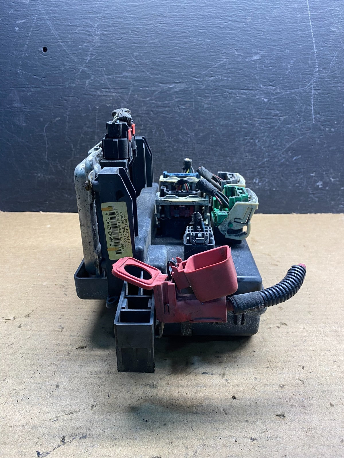 2005 Chrysler 300 Charger Totally Integrated Module Fuse Box ae0020 DG2