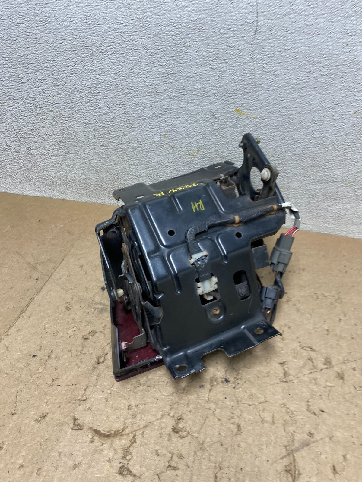 1991 to 1993 Mitsubishi 3000GT Right Passenger Headlight r OEM X2381 DG7