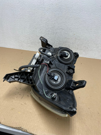 2013 to 2016 Nissan Pathfinder Right Passenger RH Side Headlight AE8791 LK6