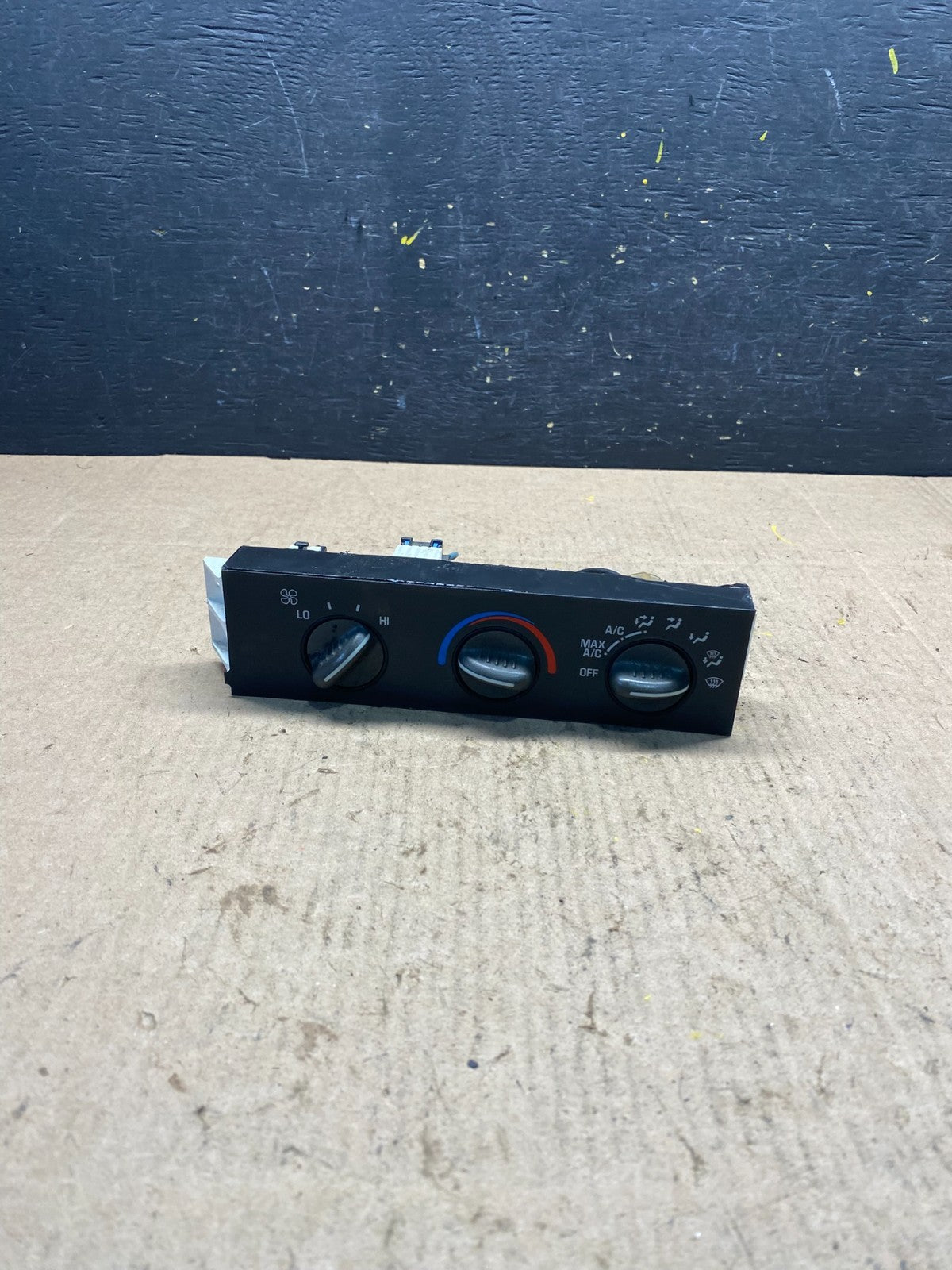 2001 - 2007 GMC Chevrolet Astro Express Climate Control A/C r6489 DG0