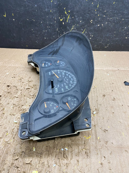 2004 to 2007 Chevrolet Express Speedometer Cluster Gauge V7754 DG3