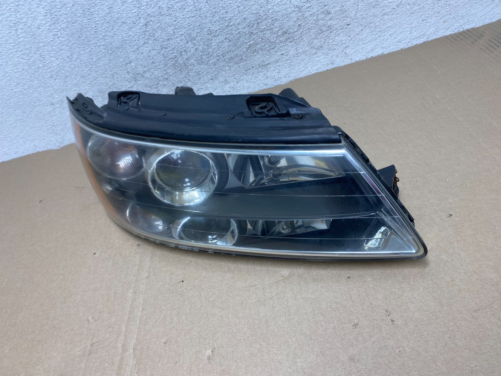 2006-2008 Hyundai Sonata Right Passenger Rh Side Headlight Halogen AG6816 DW1