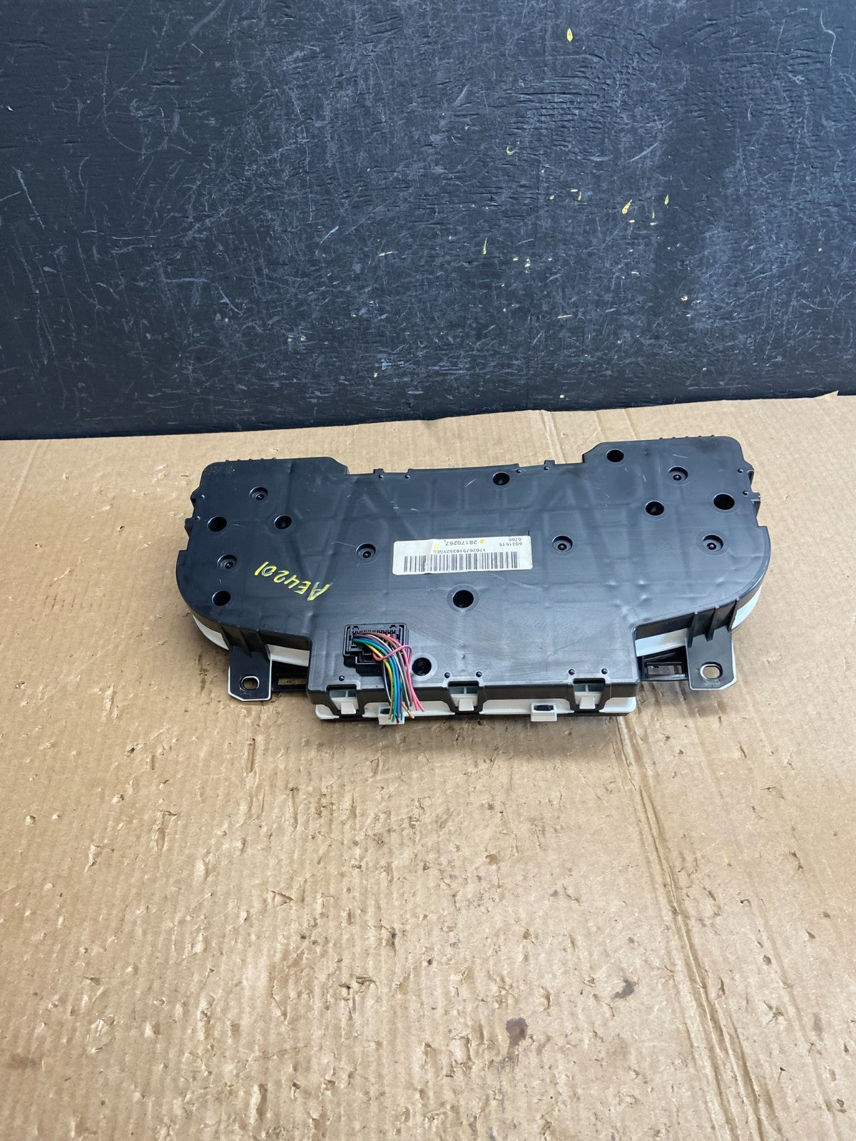 2007 to 2013 Chevrolet Silverado Suburban Cluster Gauge Speedometer AE4201 DG5