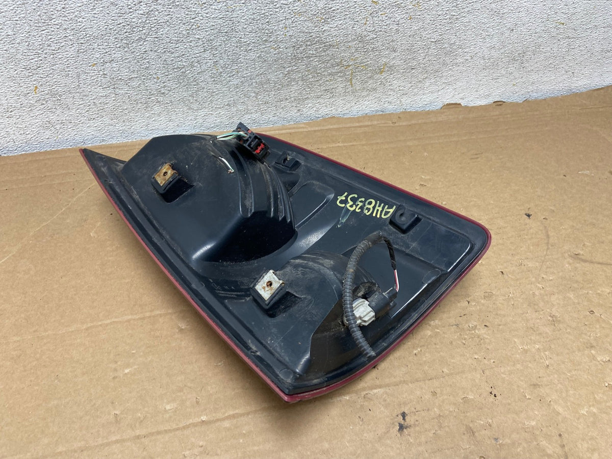 2010 to 2018 Dodge Ram 1500 Left Driver LH Side Tail Light AH8337 LK6