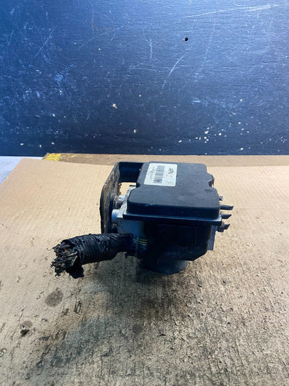 2009 to 2014 Cadillac Escalade ABS Pump Anti Lock Brake Module Z8944 DG2