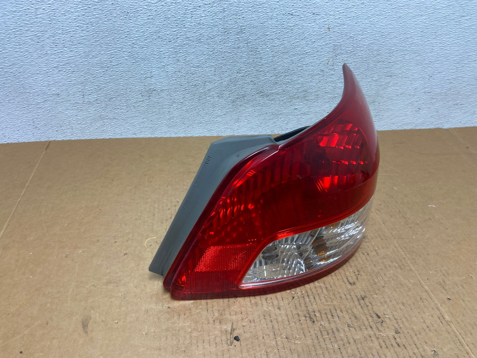 2007 to 2012 Toyota Yaris Hatchback Right Passenger RH Side Tail Light AD9317 LK2