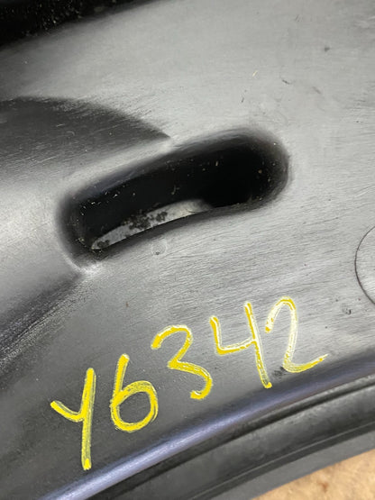 2011 to 2018 Chrysler 300 3.6L Air Intake Duct Tube Cleaner OEM Y6342 DG9