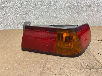 1997 1998 1999 Toyota Camry Tail Light Right Passenger Rh Side Oem AA51890