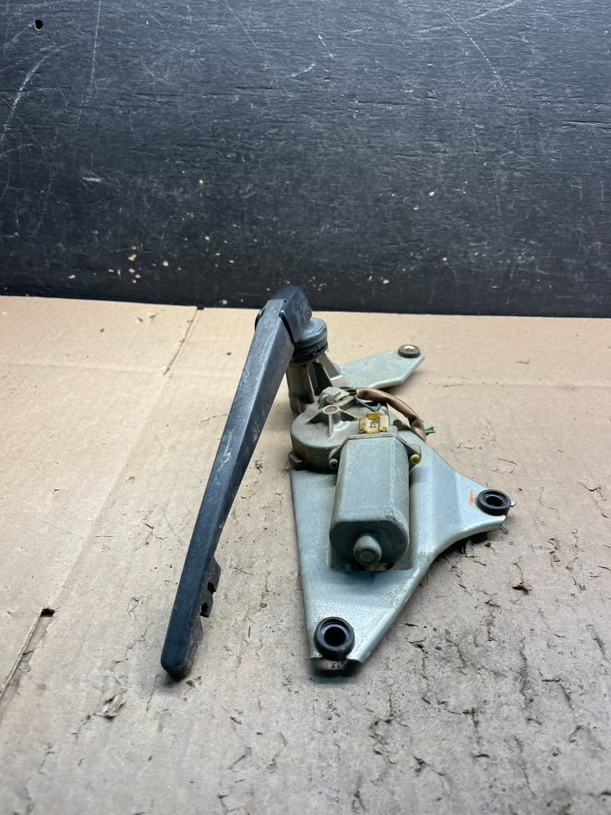 2003 to 2011 Honda Element Rear Wiper Motor 76700-SCV-A02 W1171 PS2