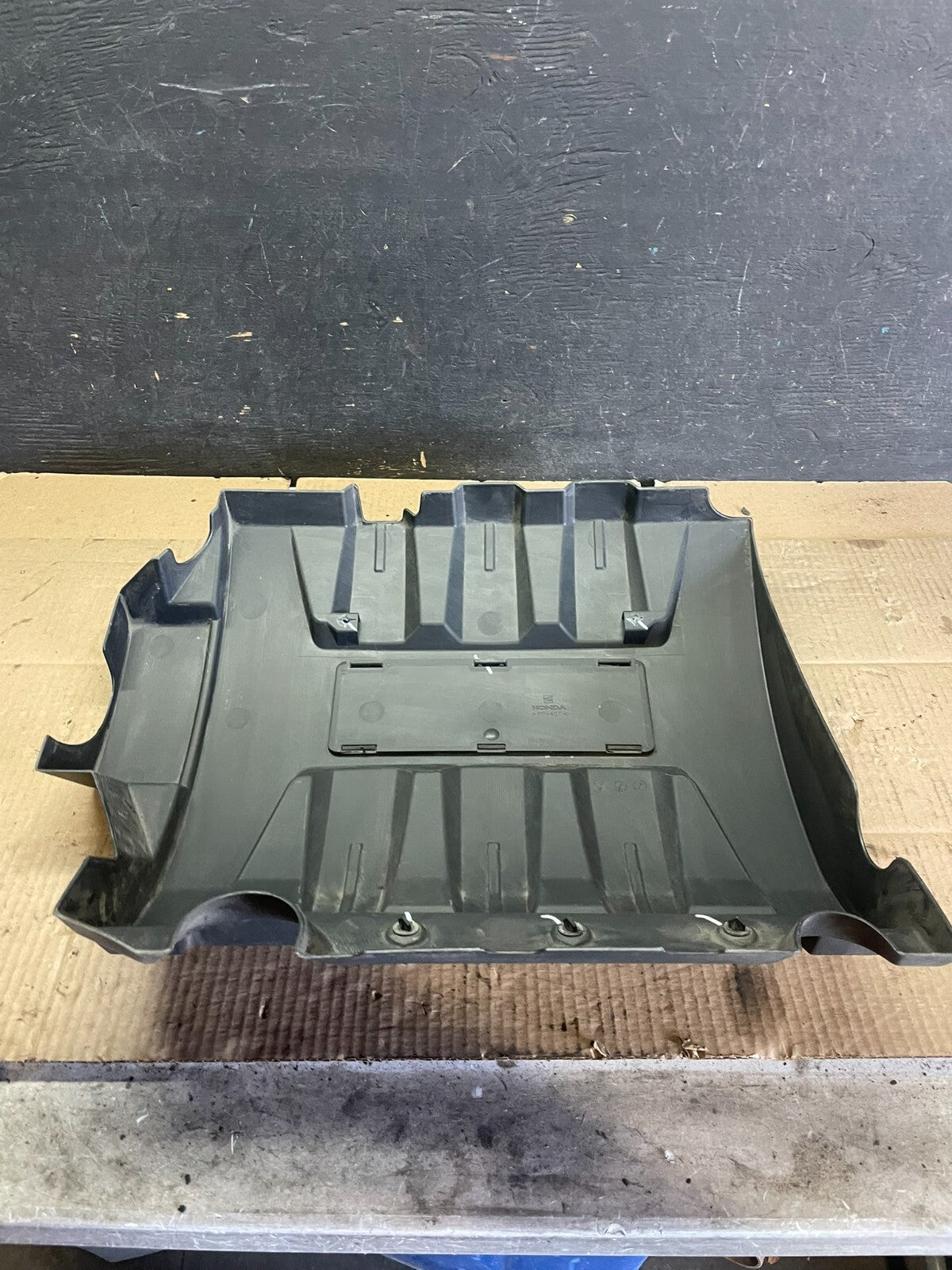 2006 to 2008 Honda Pilot Black Engine Cover OEM 3.5L M2719 DG4