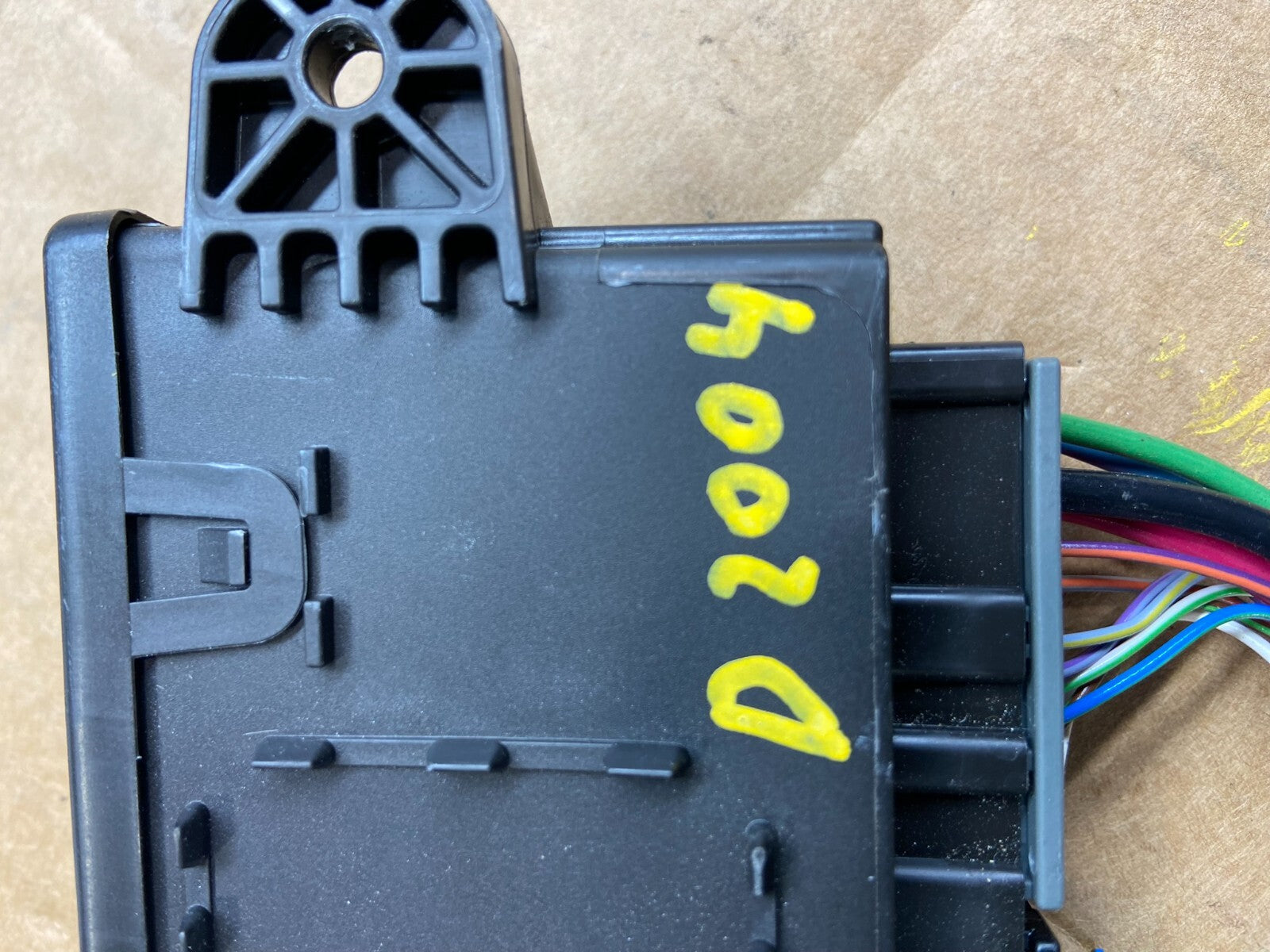 2020-2023 Ford Explorer Front Left Side Door Locking Control Module D2004 DG15