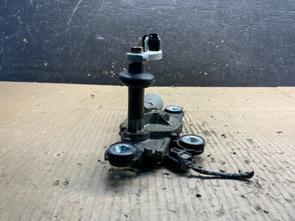 2012 to 2014 Ford Focus Rear Windshield Wiper Motor BV61-17K441-AA U9358 PS2