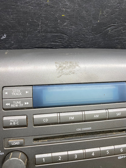 2004 to 2005 Nissan Armada Bose Radio CD Player A/C Climate Control U5878 DG2